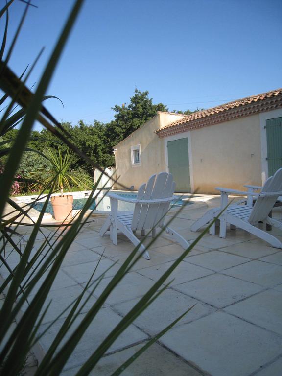 Le Clos Olives Comps  Zimmer foto