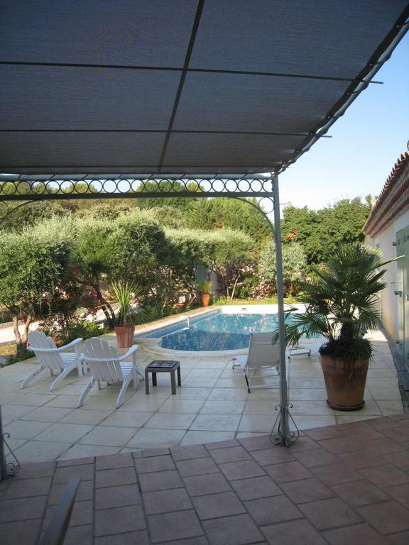 Le Clos Olives Comps  Zimmer foto