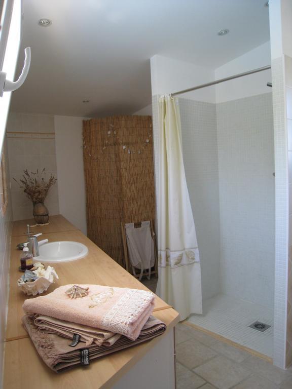 Le Clos Olives Comps  Zimmer foto